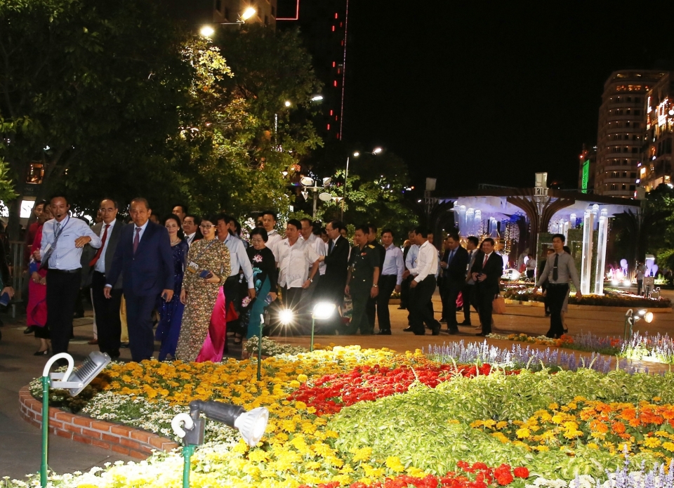 khai mac duong hoa nguyen hue xuan ky hoi 2019