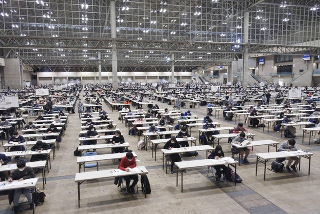 Nhật Bản: Các trường học gấp rút ứng phó với dịch bệnh cho kỳ thi đầu vào