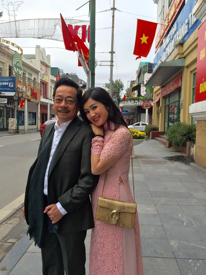 NSND Thu Hà đăng ảnh kỷ niệm cùng người anh thân thiết Hoàng Dũng