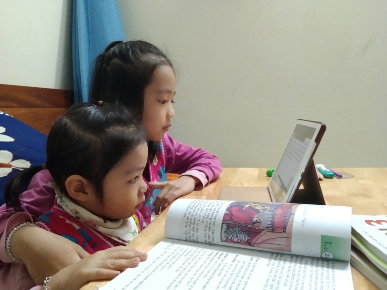 Trẻ đi học trở lại Trẻ đi học trở lại