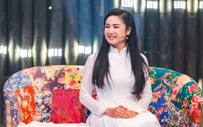 Ký ức 'nóng rát mặt' năm 18 tuổi của NSND Thu Hà