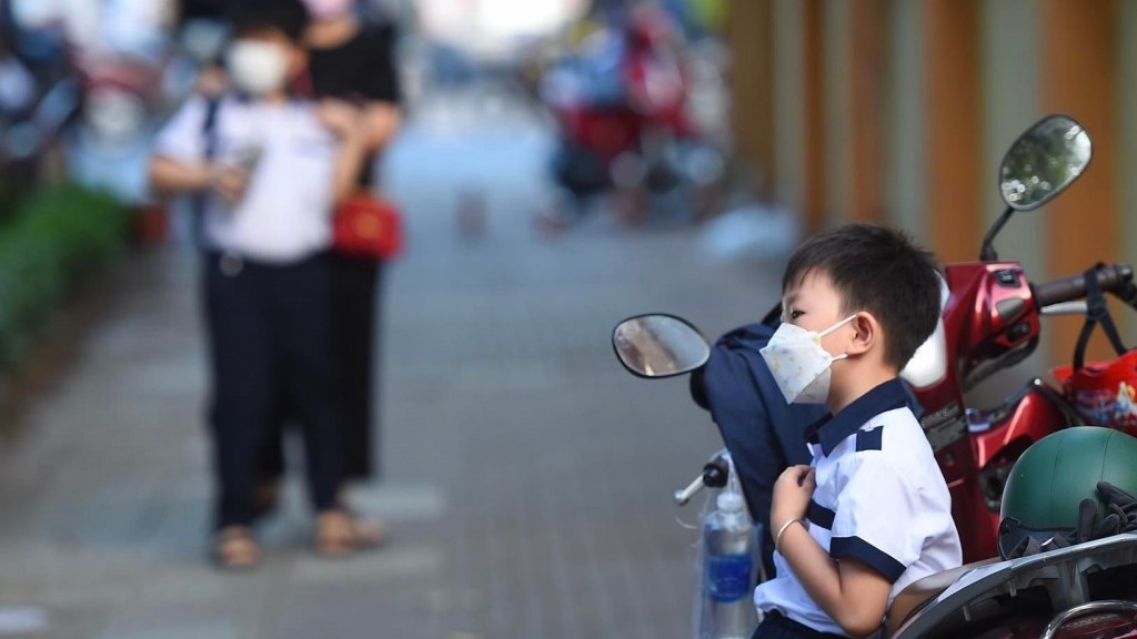 tp ho chi minh tre mam non tieu hoc tro lai truong hoc truc tiep sau hon 9 thang