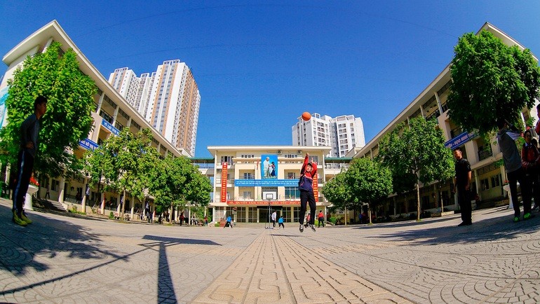 Hà Nội: Giáo viên bức xúc vì mắc Covid-19 bị trừ thi đua