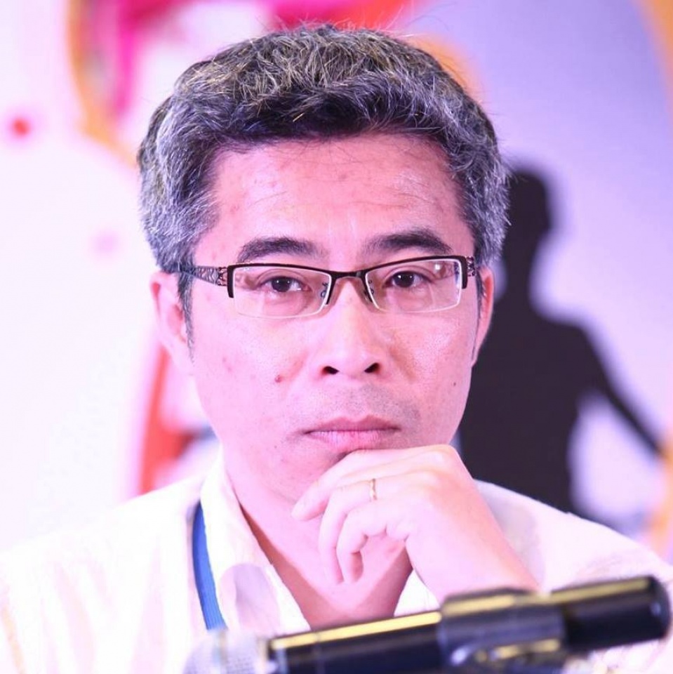 TS. Đặng Hoàng Giang: ts dang hoang giang lang nhuc khong lam xa hoi tot dep len