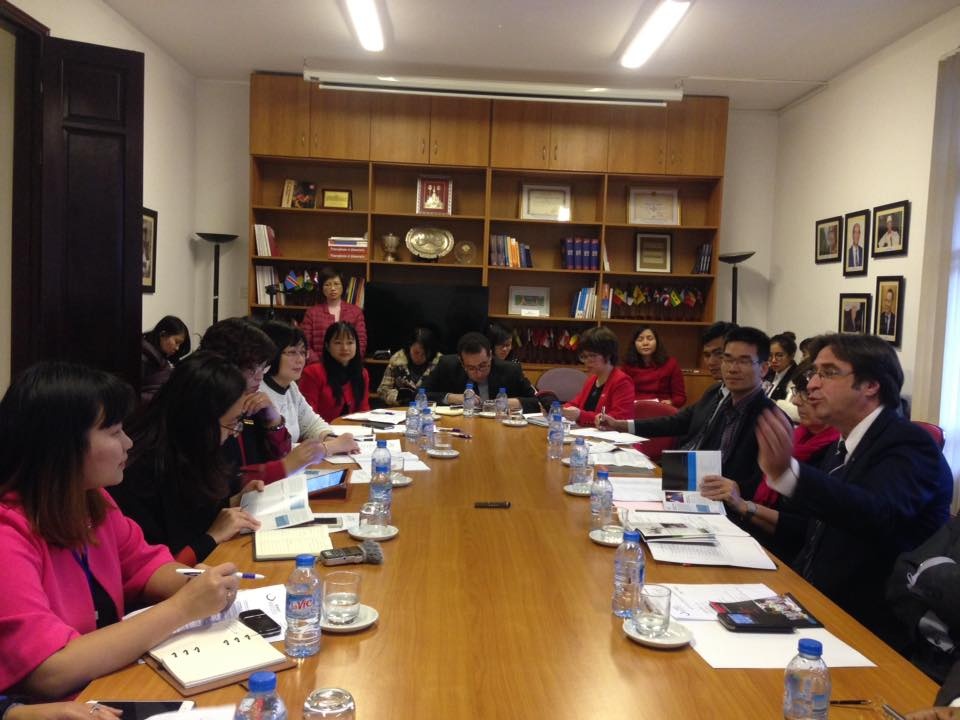 hay de cho tieng phap tiep tuc lam chung ta ngac nhien