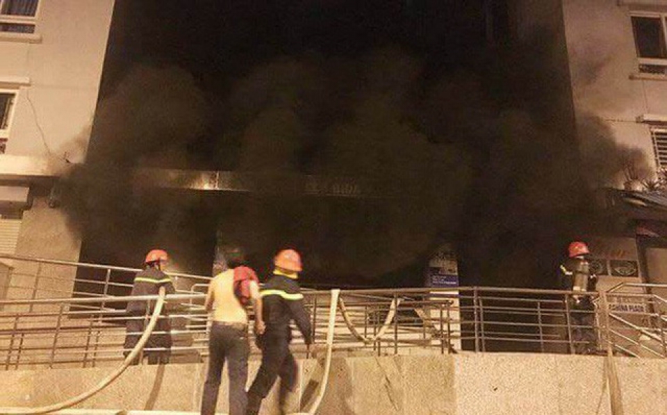 Cháy chung cư Carina: Bao mạng người đặt lên chiếc chuông câm! chay chung cu carina bao mang nguoi dat len chiec chuong cam