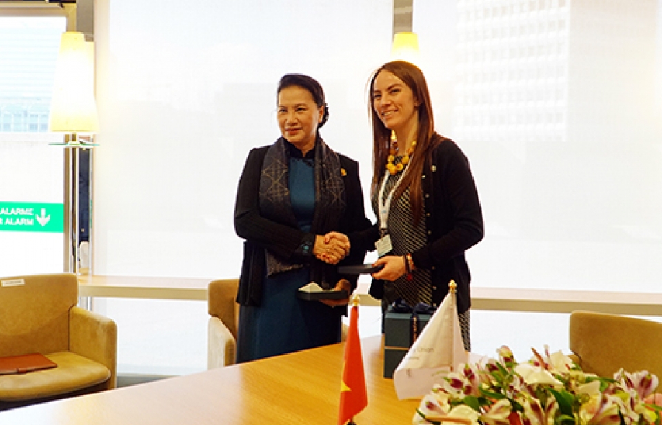 Chủ tịch Quốc hội làm việc với Chủ tịch Liên minh Nghị viện thế giới chu tich quoc hoi lam viec voi chu tich lien minh nghi vien the gioi