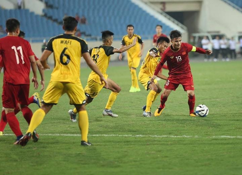 bao chau a khen ngoi u23 viet nam va quang hai