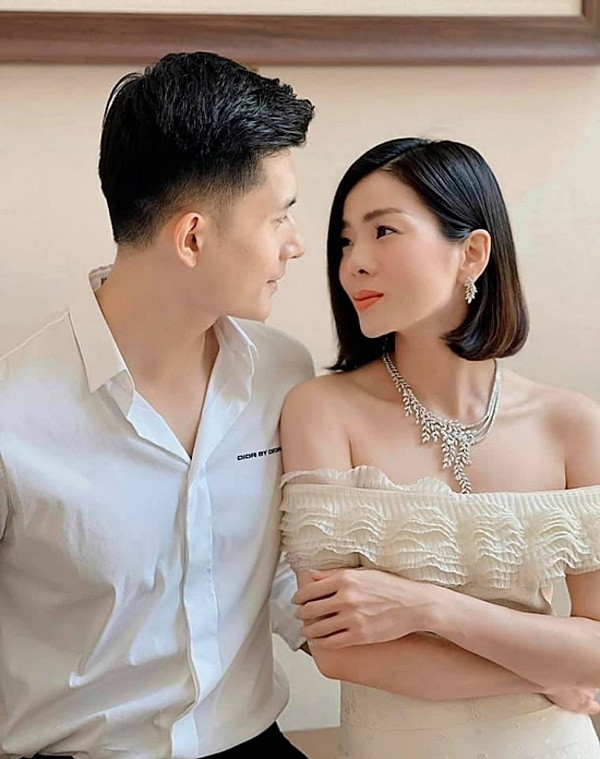 Sao Việt đón 8/3 thế nào?