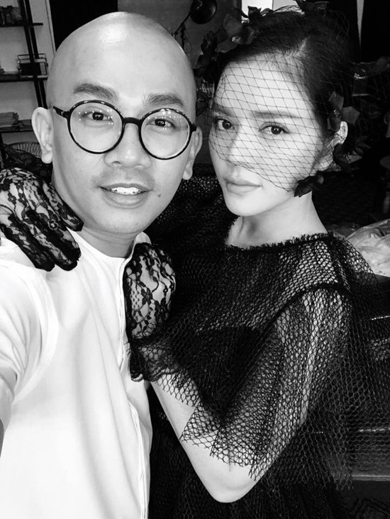 Sao Việt tuần qua: Bố già của Trấn Thành lọt bảng xếp hạng phim ăn khách toàn cầu, Sao Việt tiếc thương sự ra đi của 'phù thủy' trang điểm Minh Lộc