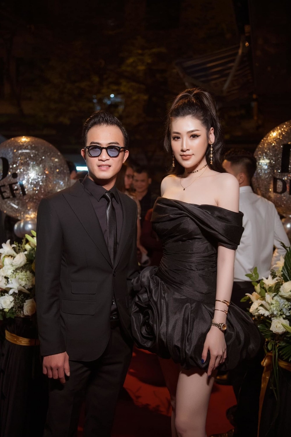 Sao Việt tuần qua: Hồng Diễm đón sinh nhật như tuổi 20