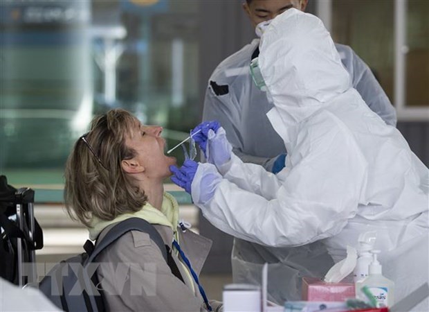 Hàn Quốc xem xét sử dụng bộ dụng cụ tự xét nghiệm Covid-19