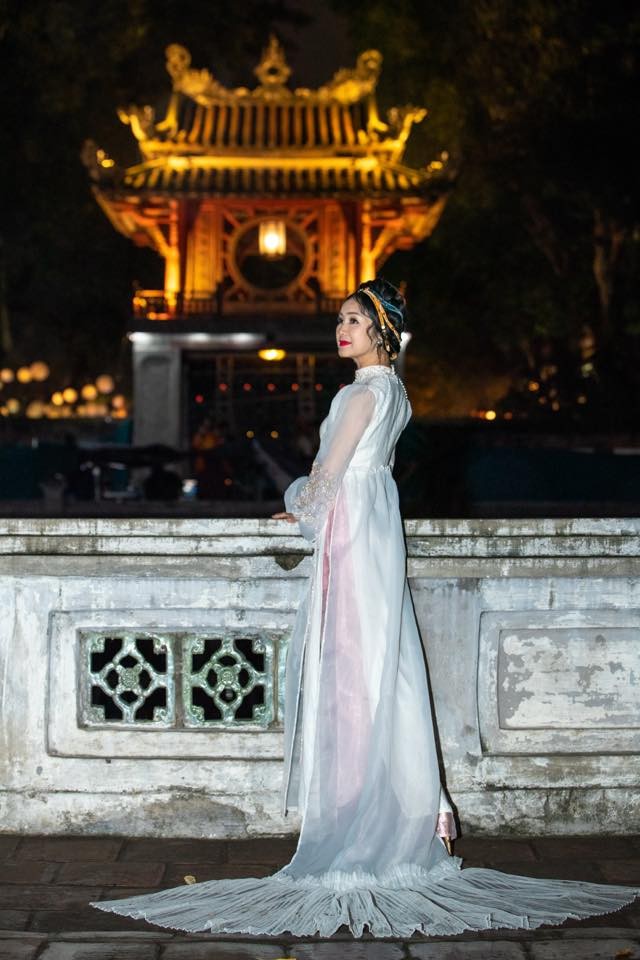 'Bà Bạch Cúc' Thu Hà phim Hướng dương ngược nắng