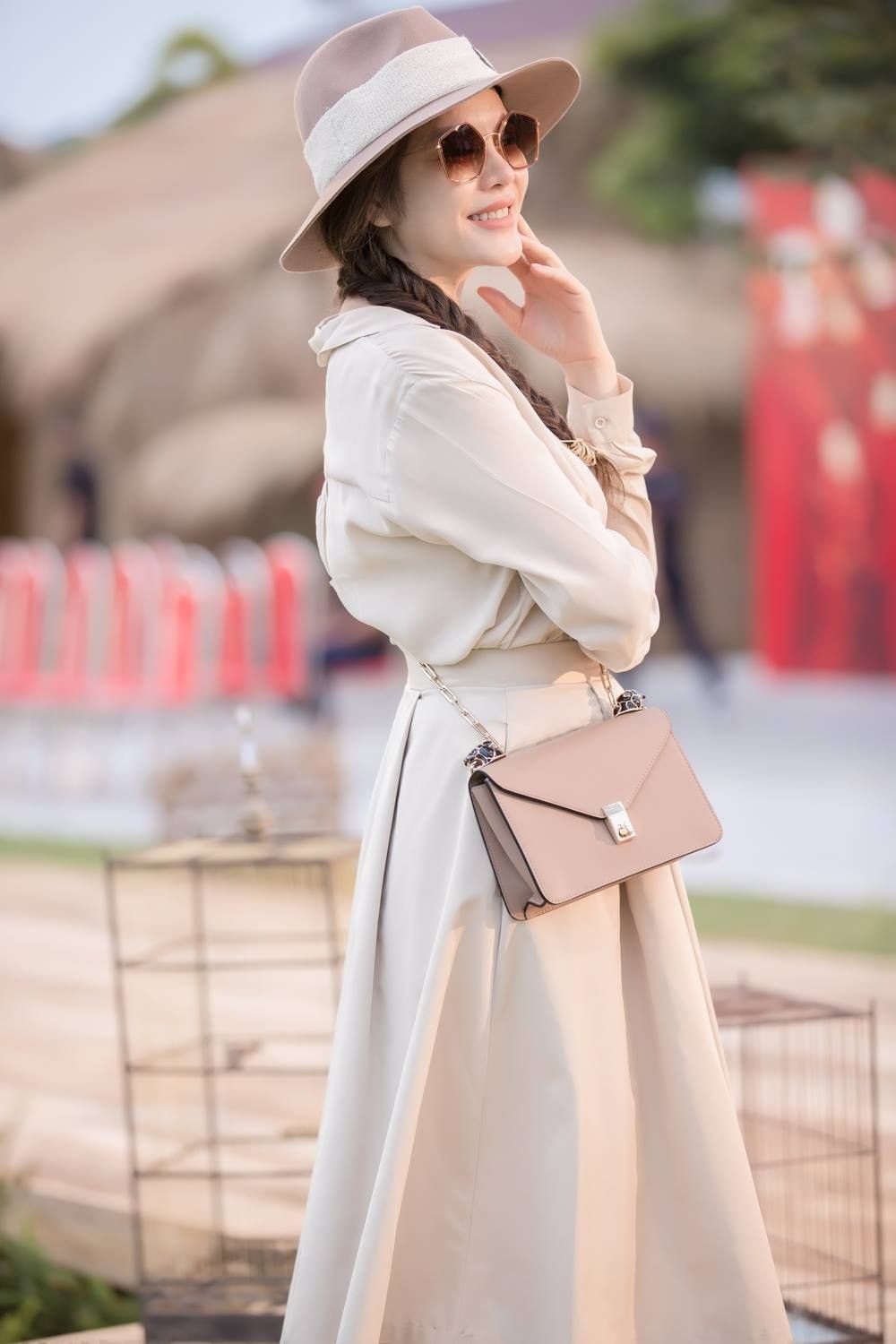 Quên những bộ đầm sang trọng đi, 'Kiều nữ' Lý Nhã Kỳ trẻ trung như ngọc nữ Hàn