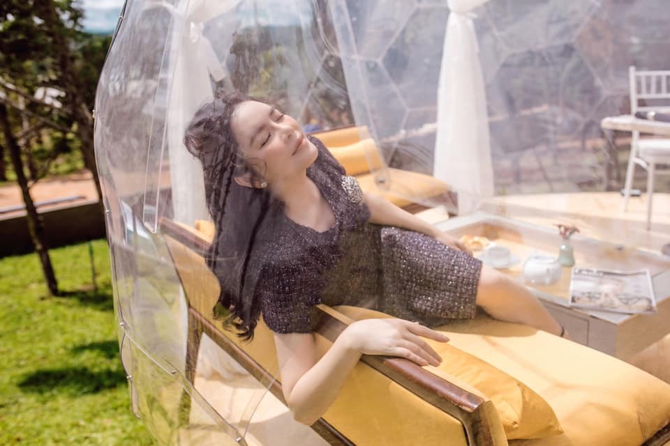 Sao Việt tuần qua: NSND Thu Hà chia tay Hướng dương ngược nắng