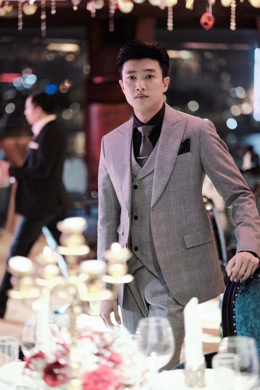 Sao Việt tuần qua: Hoa 'lép vế' trước Lý Nhã Kỳ, NSND Thu Hà chia tay Hướng dương ngược nắng, Hồng Diễm đọ sắc bên 'mẹ Bạch Cúc'