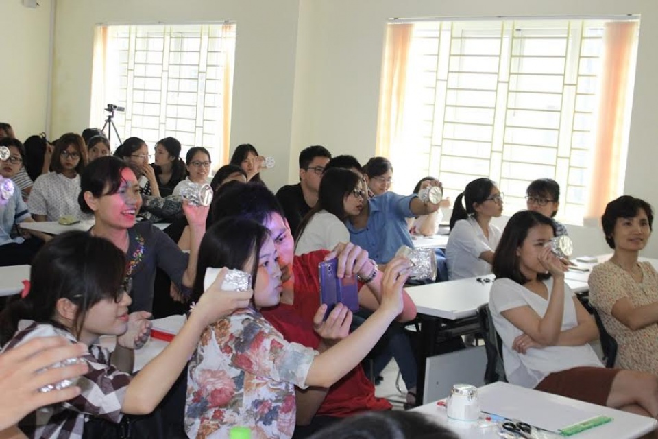 Chuyên gia Australia chia sẻ kinh nghiệm giảng dạy toán và khoa học chuyen gia australia chia se kinh nghiem giang day toan va khoa hoc