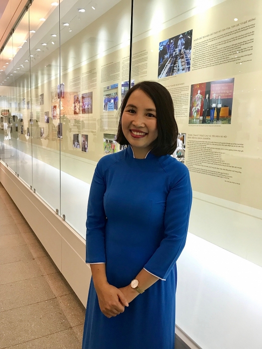 Triển lãm tôn vinh 129 "Tấm gương bình dị mà cao quý" năm 2019 trien lam ton vinh 129 tam guong binh di ma cao quy nam 2019