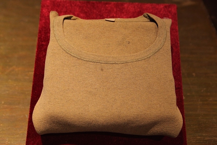 Trưng bày 200 hiện vật giá trị về Chủ tịch Hồ Chí Minh trung bay 200 hien vat xuc dong ve chu tich ho chi minh