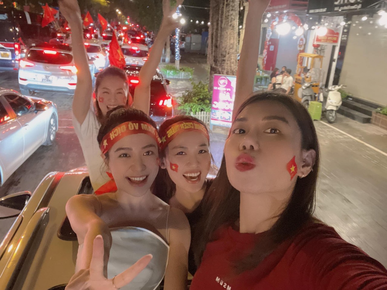 Sao Việt Sao Việt