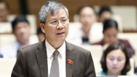Đại biểu Nguyễn Anh Trí: Bộ trưởng nói thế là đúng nhưng giá sách như vậy đã trở thành gánh nặng với nhân dân