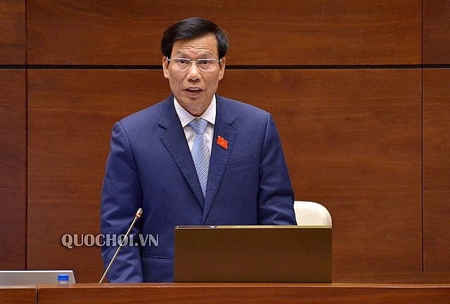 bo truong nguyen ngoc thien da xu ly mot so truong hop co hanh vi lech chuan