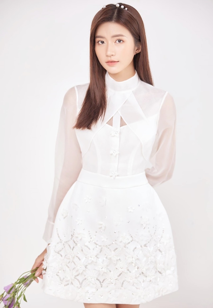 Thương ngày nắng về: Ngọc Huyền nói gì khi diễn cảnh quyến rũ?