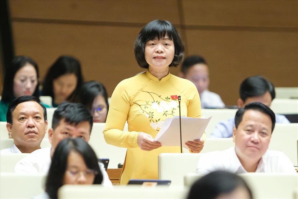 Đại biểu Nguyễn Anh Trí: Ngành Y tế cả nước đang chao đảo, những chiến binh áo trắng bải hoải đứng nhìn...