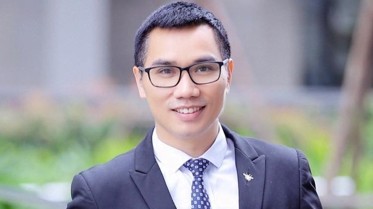 Nhà báo Ngô Bá Lục: Người làm báo cần cái đầu lạnh để không bị Internet cuốn đi…