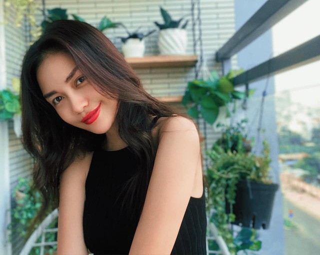 Nhan sắc đời thường của Hoa hậu Ngọc Châu