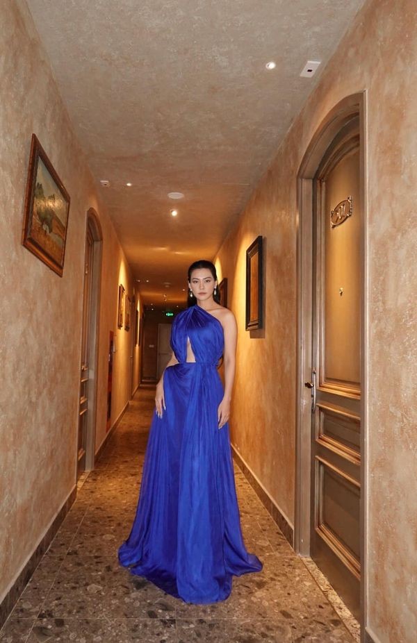 Nhan sắc Bùi Lan Hương - người vào vai Khánh Ly phim Em và Trịnh