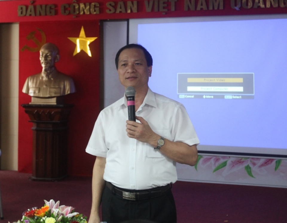 dua cong tac dan so den gan hon voi nguoi dan