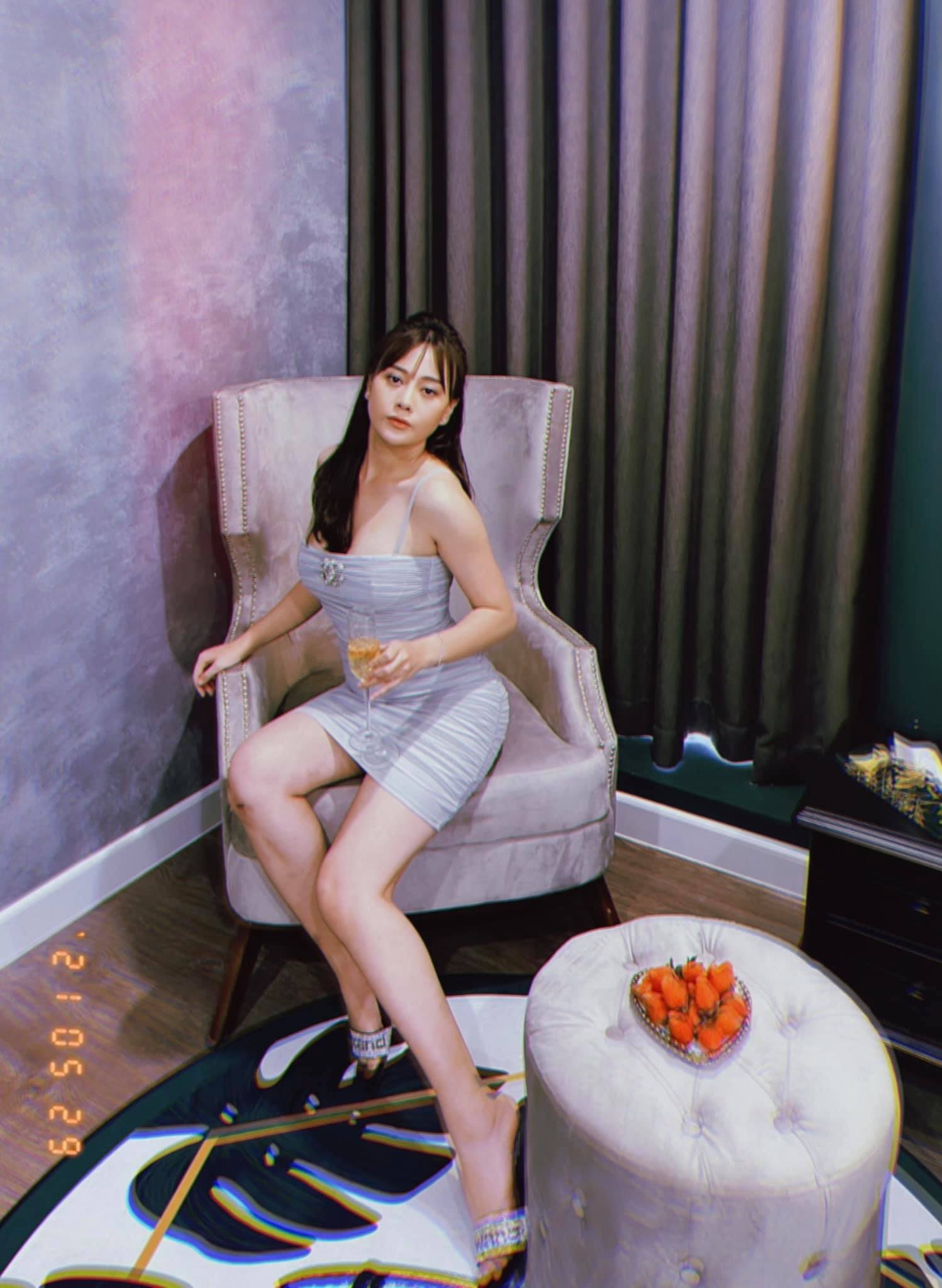 Thổn thức với gu thời trang của Phương Oanh phim Hương vị tình thân