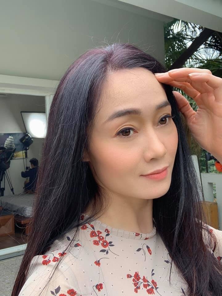 Hương vị tình thân: Ngỡ ngàng với nhan sắc trẻ trung của người đàn bà bị ghét nhất phim - Quách Thu Phương