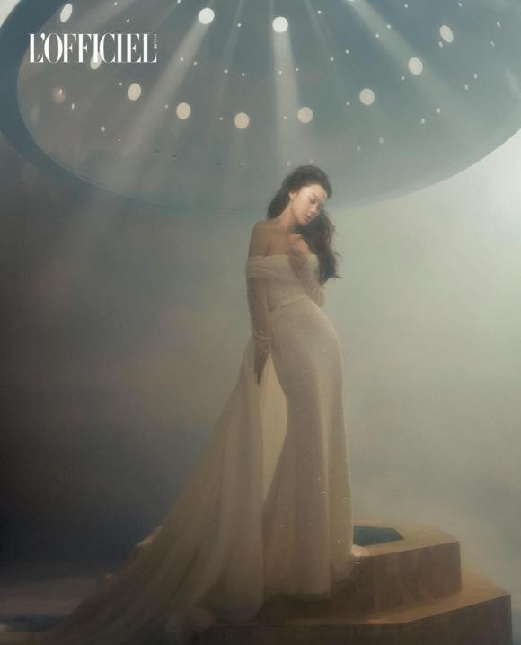 Minh Hằng tung bộ ảnh đẹp đến từng centimet sau đám cưới