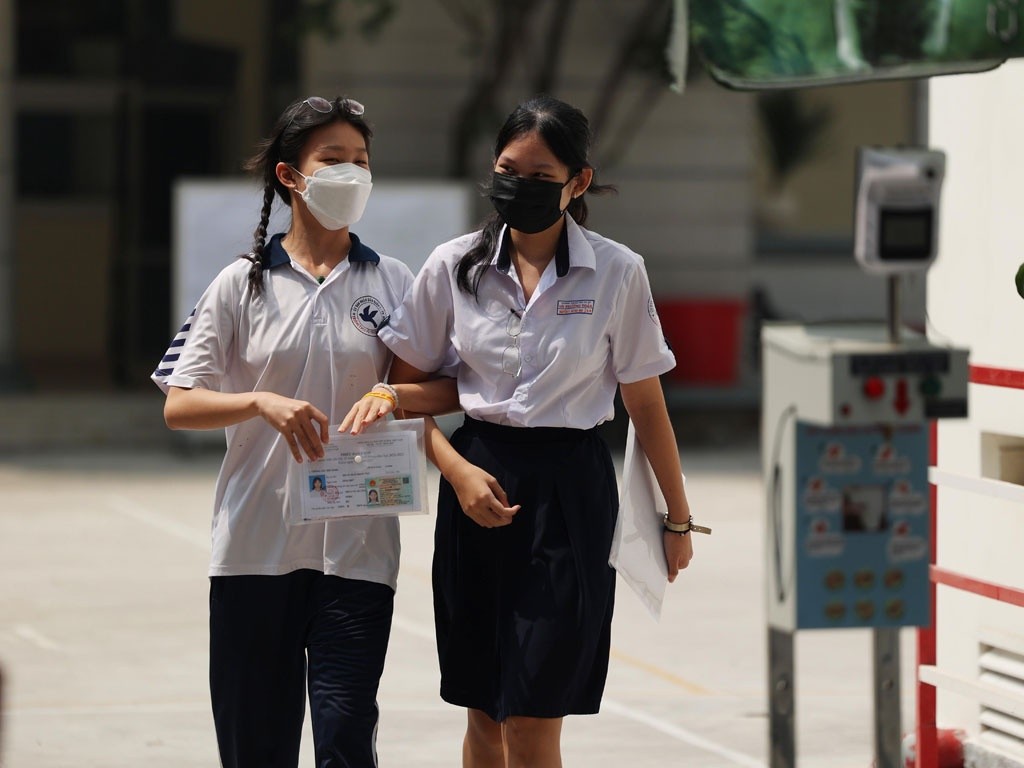 Sáng nay, TP. Hồ Chí Minh công bố điểm chuẩn lớp 10