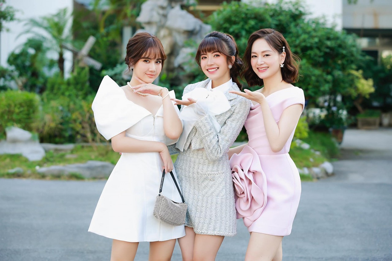 Phan Minh Huyền: Thương ngày nắng về đã thay đổi cuộc sống và sự nghiệp của tôi Phan Minh Huyền: Thương ngày nắng về đã thay đổi cuộc sống và sự nghiệp của tôi