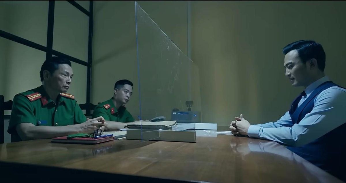 Đấu trí tập 6: Khải sẽ khai ra tên người đứng sau toàn bộ chuyện làm ăn của Tuấn?