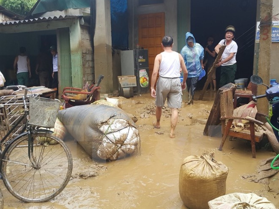 lao cai lu lon khien 11 nguoi mat tich