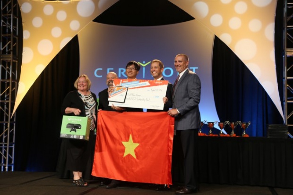 Đội tuyển Việt Nam "bội thu" tại vòng Chung kết MOSWC 2016 doi tuyen viet nam boi thu tai vong chung ket moswc 2016