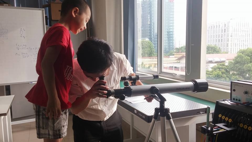 hay giup tre tim thay chinh minh