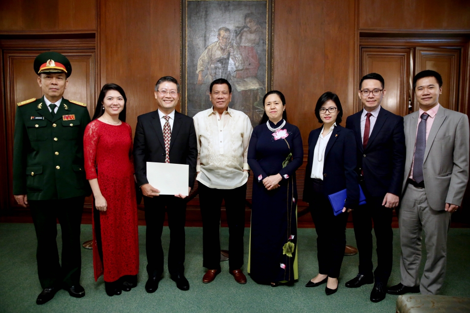 dai su ly quoc tuan luon de cao cong tac bao ho cong dan