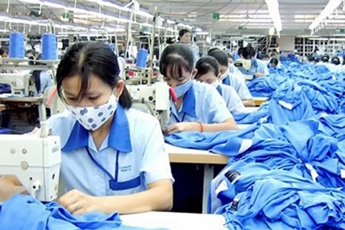 dbqh bui sy loi khong dong thuan voi viec tang gio lam them