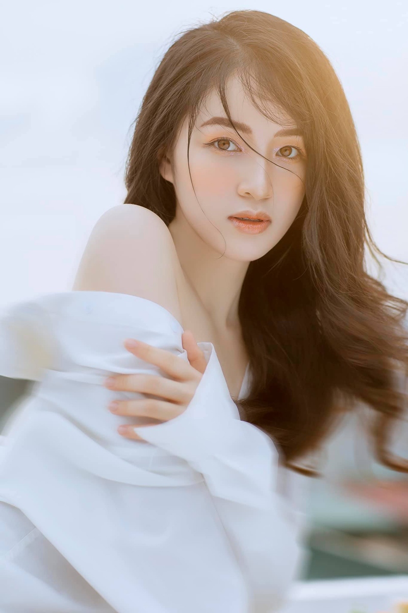 Hương vị tình thân: Nhan sắc 'em gái mưa' gây sóng gió mái ấm Huy-Thy