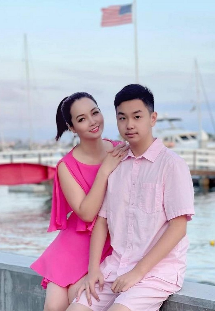 Phương Oanh xinh đẹp ngày mới.............. Phương Oanh xinh đẹp ngày mới..............