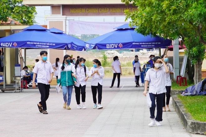 Bộ GD&ĐT đề nghị các địa phương tiếp nhận học sinh từ vùng dịch về quê học