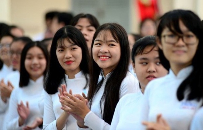 Nhiều tỉnh thành không khai giảng, chưa dạy trực tuyến