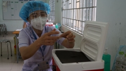 TP. Hồ Chí Minh: Đề xuất tiêm vaccine Covid-19 cho học sinh trước học kỳ II