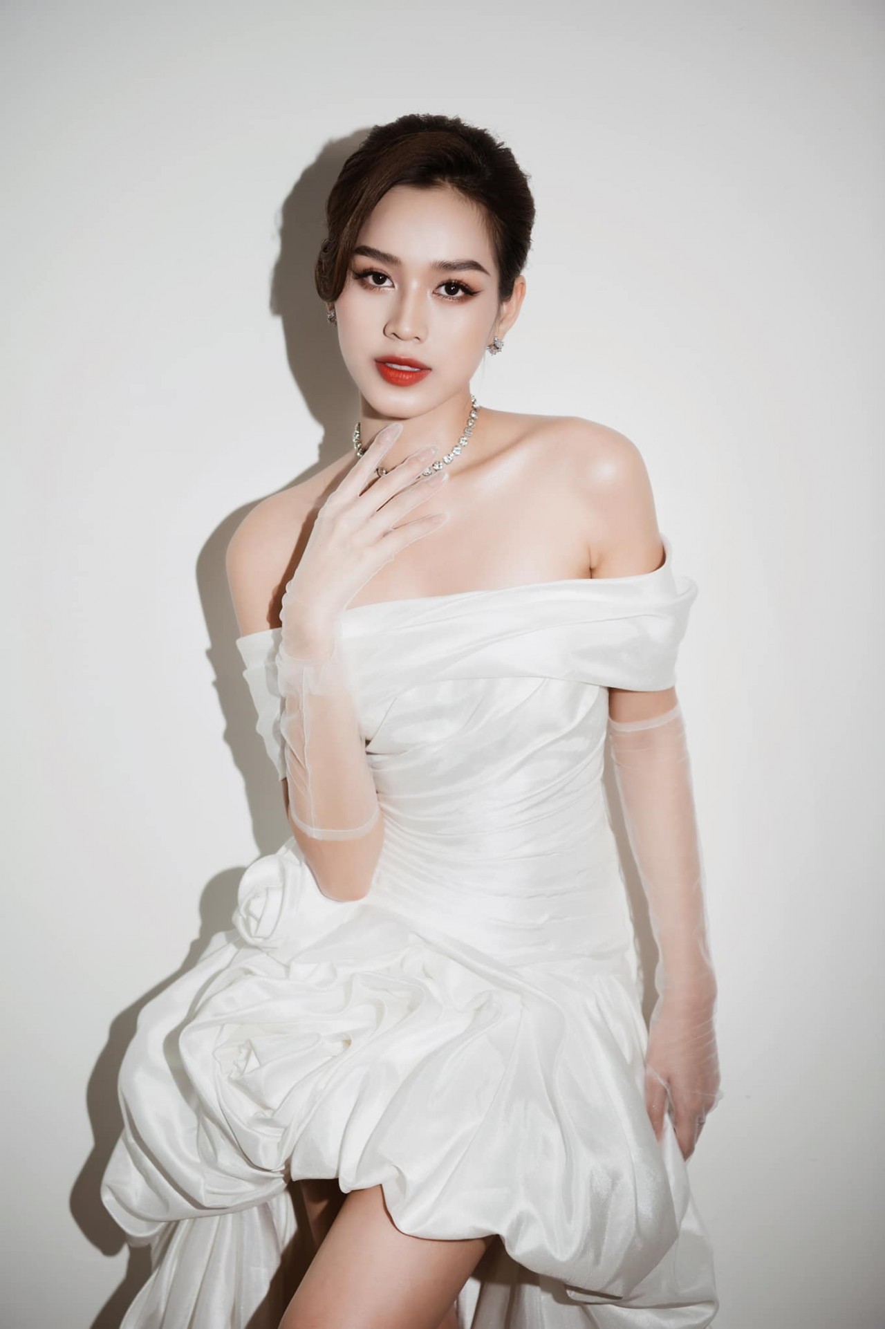 Hoa hậu Đỗ Thị Hà