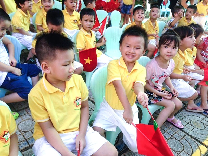 Hôm nay, học sinh lớp 1 tựu trường